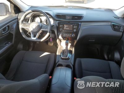Zdjęcie 8 z 15 samochodu: 2018 NISSAN ROGUE SPORT S VIN:JN1BJ1CP1JW158465 - miniatura