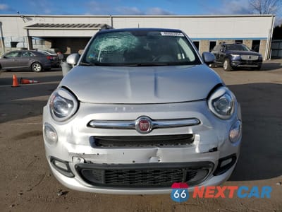 Piąte zdjęcie samochodu w środku: 2017 FIAT 500X LOUNGE VIN:ZFBCFYDB3HP619574 - miniatura