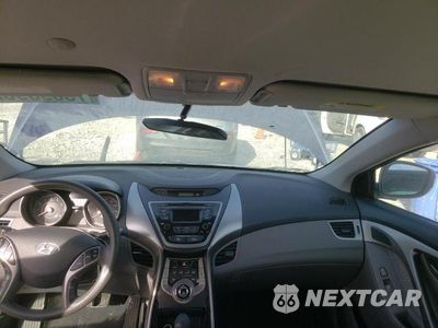 Zdjęcie 8 z 12 samochodu: 2013 HYUNDAI ELANTRA GLS VIN:5NPDH4AE3DH405242 - miniatura