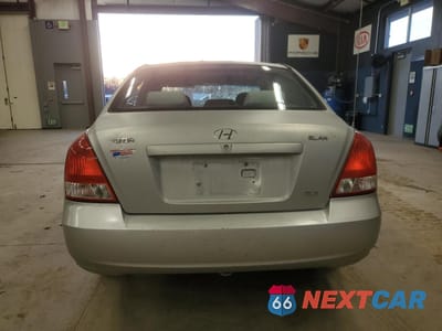 Zdjęcie 6 z 14 samochodu: 2002 HYUNDAI ELANTRA GLS VIN:KMHDN45D12U444923 - miniatura