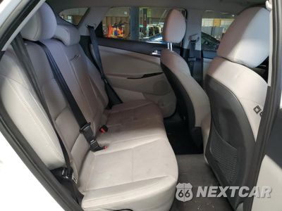 Zdjęcie 11 z 16 samochodu: 2019 HYUNDAI TUCSON LIMITED VIN:KM8J3CA47KU841190 - miniatura