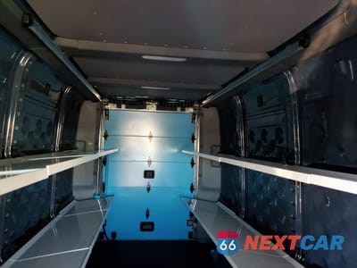 Zdjęcie 10 z 14 samochodu: 2024 RIVIAN EDV 700 VIN:7FCEHEB24RN022295 - miniatura