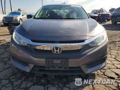 Piąte zdjęcie samochodu w środku: 2017 HONDA CIVIC EX VIN:19XFC2F71HE202883 - miniatura