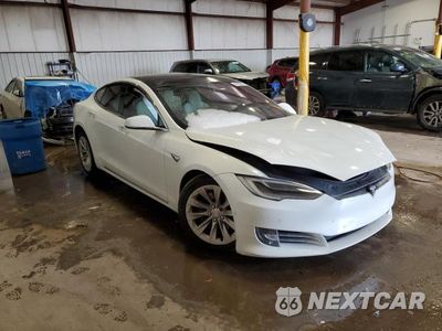 Czwarte zdjęcie samochodu z boku: 2017 TESLA MODEL S VIN:5YJSA1E20HF185928 - miniatura
