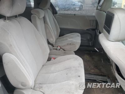 Zdjęcie 11 z 13 samochodu: 2011 TOYOTA SIENNA LE VIN:5TDKK3DCXBS091559 - miniatura