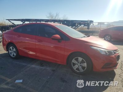 Czwarte zdjęcie samochodu z boku: 2018 CHEVROLET CRUZE LS VIN:1G1BC5SM7J7147527 - miniatura
