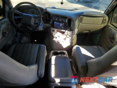 Zdjęcie 8 z 15 samochodu: 2003 CHEVROLET ASTRO VIN:1GNDM19X33B111816 - miniatura