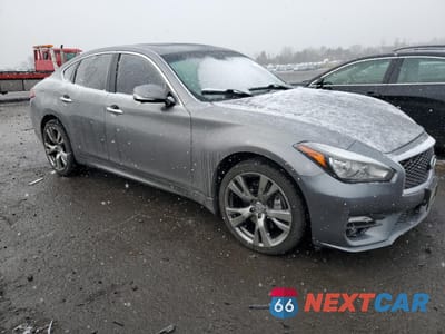 Czwarte zdjęcie samochodu z boku: 2015 INFINITI Q70 3.7 VIN:JN1BY1AR3FM560605 - miniatura