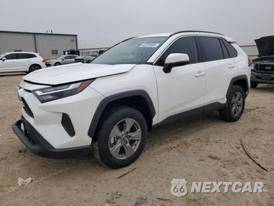 2024 TOYOTA RAV4 XLE 2T3RWRFV1RW237618 - główne zdjęcie licytacji z USA - miniatura