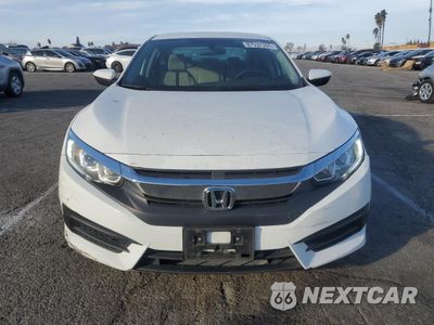 Piąte zdjęcie samochodu w środku: 2017 HONDA CIVIC LX VIN:2HGFC2F52HH565777 - miniatura