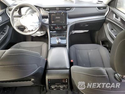 Zdjęcie 8 z 13 samochodu: 2023 JEEP GRAND CHEROKEE L LAREDO VIN:1C4RJKAG2P8776623 - miniatura