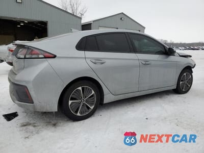 Trzecie zdjęcie samochodu z tyłu: 2021 HYUNDAI IONIQ SE VIN:KMHC65LD9MU261287 - miniatura