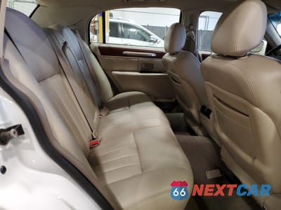 Zdjęcie 10 z 12 samochodu: 2003 LINCOLN TOWN CAR SIGNATURE VIN:1LNHM82WX3Y687013 - miniatura