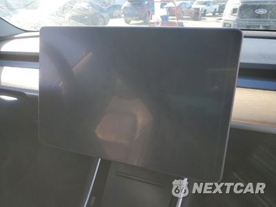 Zdjęcie 9 z 12 samochodu: 2019 TESLA MODEL 3 VIN:5YJ3E1EA8KF425198 - miniatura