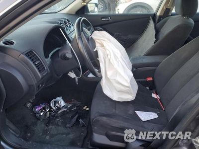 Zdjęcie 7 z 12 samochodu: 2012 NISSAN ALTIMA BASE VIN:1N4AL2AP4CC173015 - miniatura