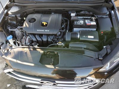 Zdjęcie 11 z 12 samochodu: 2017 HYUNDAI ELANTRA SE VIN:KMHD84LF6HU361153 - miniatura