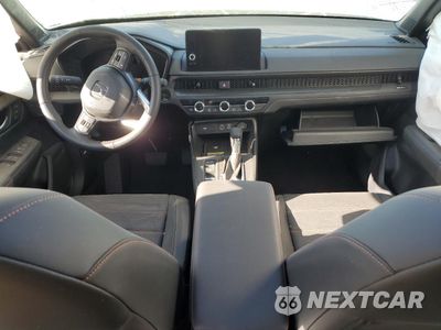 Zdjęcie 8 z 13 samochodu: 2025 HONDA CR-V SPORT-L VIN:7FARS6H85SE029453 - miniatura
