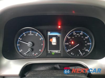 Zdjęcie 9 z 13 samochodu: 2017 TOYOTA RAV4 XLE VIN:JTMRFREVXHJ129268 - miniatura