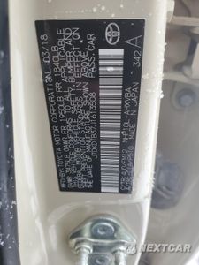 Zdjęcie 15 z 16 samochodu: 2018 TOYOTA PRIUS C VIN:JTDKDTB37J1613508 - miniatura