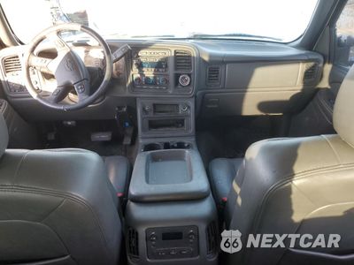 Zdjęcie 8 z 12 samochodu: 2007 CHEVROLET SILVERADO K2500 HEAVY DUTY VIN:1GCHK23D77F124927 - miniatura