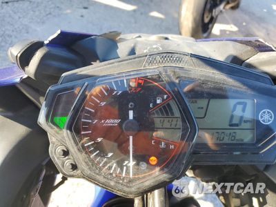 Zdjęcie 7 z 10 samochodu: 2016 YAMAHA YZFR3 VIN:MH3RH06Y5GK010648 - miniatura