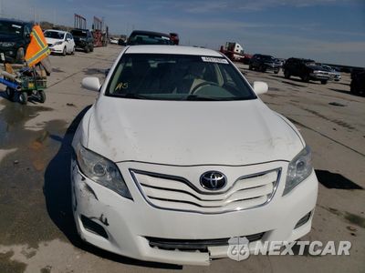 Piąte zdjęcie samochodu w środku: 2010 TOYOTA CAMRY BASE VIN:4T1BF3EK0AU575384 - miniatura