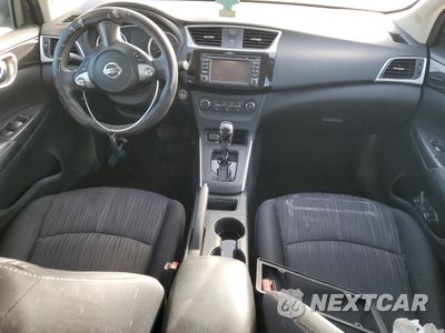 Zdjęcie 8 z 12 samochodu: 2017 NISSAN SENTRA S VIN:3N1AB7AP3HY226752 - miniatura