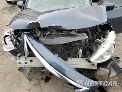Zdjęcie 11 z 12 samochodu: 2015 NISSAN VERSA S VIN:3N1CN7AP8FL825673 - miniatura