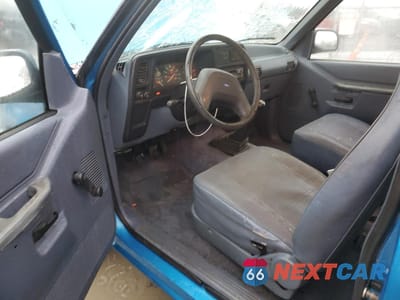 Zdjęcie 8 z 15 samochodu: 1992 FORD EXPLORER VIN:1FMCU24X2NUC78107 - miniatura