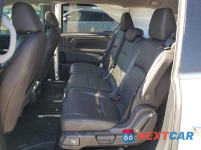 Zdjęcie 11 z 14 samochodu: 2018 HONDA ODYSSEY EXL VIN:5FNRL6H72JB025553 - miniatura