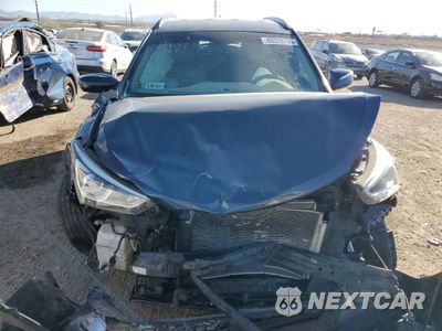 Piąte zdjęcie samochodu w środku: 2017 HYUNDAI SANTA FE SPORT VIN:5NMZU3LB0HH024398 - miniatura