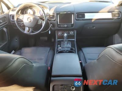 Zdjęcie 8 z 15 samochodu: 2012 VOLKSWAGEN TOUAREG V6 TDI VIN:WVGEK9BP2CD012187 - miniatura