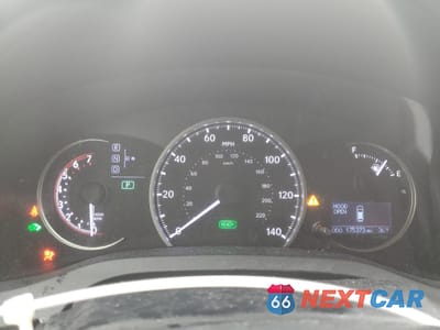 Zdjęcie 9 z 12 samochodu: 2014 LEXUS CT 200 VIN:JTHKD5BH6E2207192 - miniatura