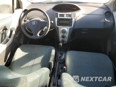 Zdjęcie 8 z 14 samochodu: 2007 TOYOTA YARIS VIN:JTDJT923275068417 - miniatura