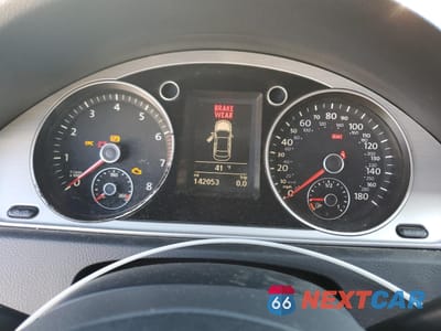 Zdjęcie 9 z 12 samochodu: 2015 VOLKSWAGEN CC SPORT VIN:WVWBN7AN1FE822024 - miniatura