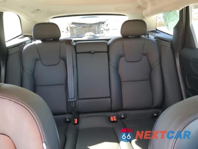 Zdjęcie 10 z 16 samochodu: 2024 VOLVO XC60 PLUS VIN:YV4H60DL6R1947389 - miniatura