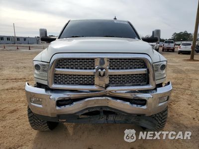 Piąte zdjęcie samochodu w środku: 2018 RAM 2500 LARAMIE VIN:3C6UR5NL3JG309487 - miniatura