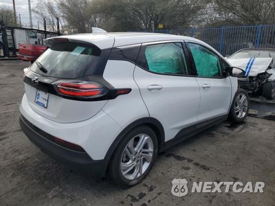 Trzecie zdjęcie samochodu z tyłu: 2023 CHEVROLET BOLT EV 1LT VIN:1G1FW6S07P4178802 - miniatura