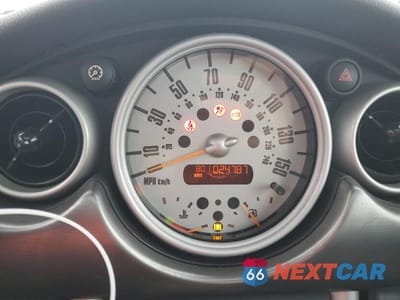 Zdjęcie 9 z 14 samochodu: 2002 MINI COOPER S VIN:WMWRE33412TD54930 - miniatura