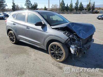 Czwarte zdjęcie samochodu z boku: 2019 HYUNDAI TUCSON LIMITED VIN:KM8J33AL4KU988588 - miniatura