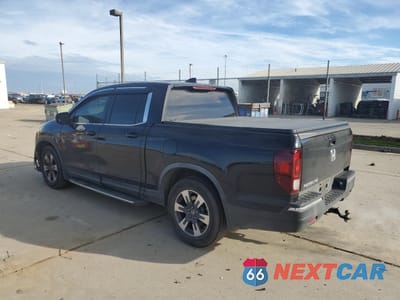 Drugie zdjęcie samochodu z przodu: 2017 HONDA RIDGELINE RTL VIN:5FPYK2F6XHB008194 - miniatura