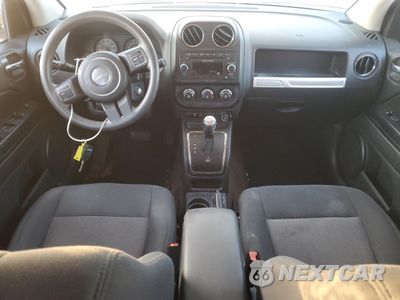 Zdjęcie 8 z 15 samochodu: 2014 JEEP COMPASS SPORT VIN:1C4NJCBA9ED593612 - miniatura