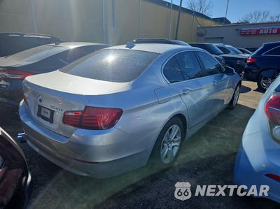 Czwarte zdjęcie samochodu z boku: 2013 BMW 528 I VIN:WBAXG5C5XDD233958 - miniatura