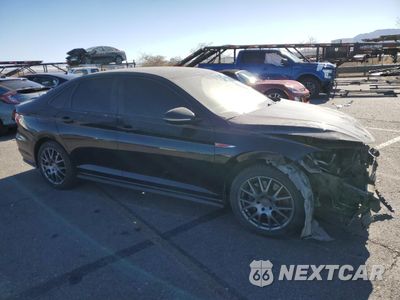 Czwarte zdjęcie samochodu z boku: 2019 VOLKSWAGEN JETTA GLI VIN:3VW5T7BU7KM263248 - miniatura