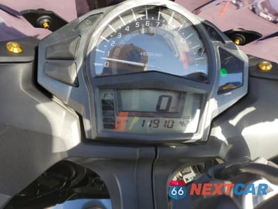 Zdjęcie 7 z 9 samochodu: 2015 KAWASAKI EX650 E VIN:JKAEXEE11FDA18151 - miniatura