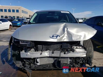Piąte zdjęcie samochodu w środku: 2024 HYUNDAI IONIQ 5 SEL VIN:KM8KNDDFXRU289101 - miniatura