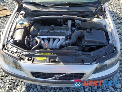 Zdjęcie 13 z 13 samochodu: 2001 VOLVO S60 VIN:YV1RS61R012067439 - miniatura