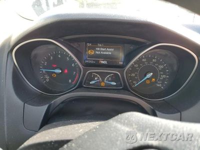 Zdjęcie 9 z 12 samochodu: 2016 FORD FOCUS SE VIN:1FADP3K28GL216805 - miniatura