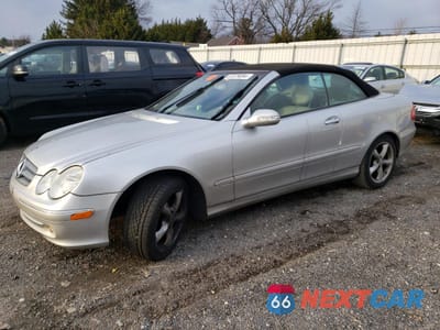 2005 MERCEDES-BENZ CLK 320 WDBTK65J35F121250 - główne zdjęcie licytacji z USA - miniatura