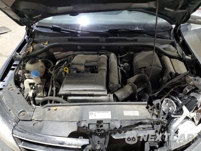 Zdjęcie 13 z 14 samochodu: 2017 VOLKSWAGEN JETTA SE VIN:3VWDB7AJ3HM205927 - miniatura